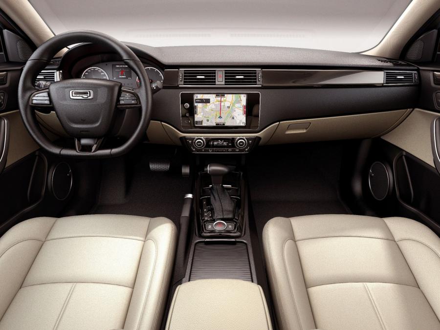 Торпедо Qoros 3 Sedan 2014 года  (фото 6 из 37)